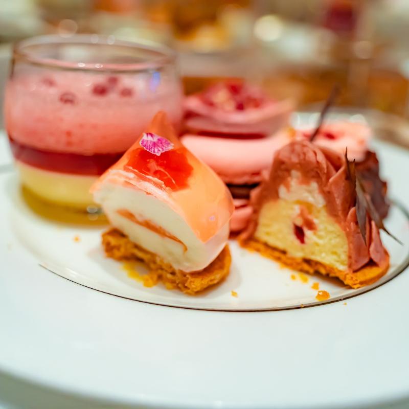 ザ・ロビー／ザ・ペニンシュラ東京のザ・ペニンシュラ・イン・ピンク アフタヌーンティーのスイーツ追加2画像