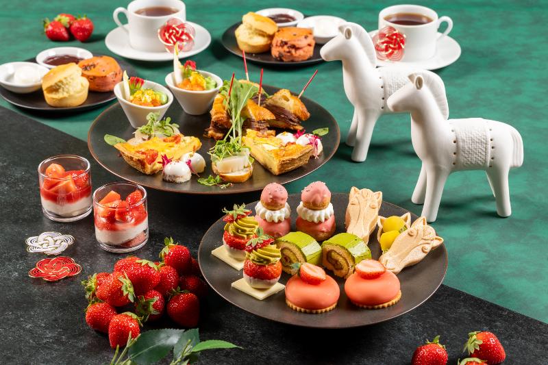 ストロベリー&宇治抹茶 ニューイヤー アフタヌーンティーの画像1