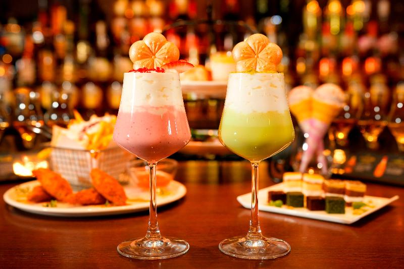 梅づくしアフタヌーンティー&ハイティー ホット梅酒カクテルフロート付きの画像1