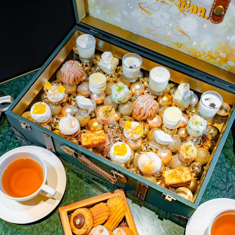 Constellation.のトランク型 Constellation. Afternoon Tea “Cristal Noël” ― 白と黄金の聖夜讃歌 ―のアフタヌーンティー画像2