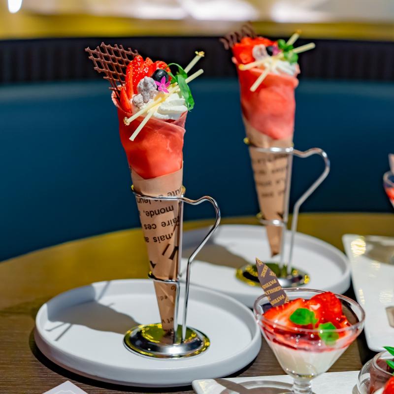 Restaurant＆Bar TIDE TABLE Shiomi／東京ベイ潮見プリンスホテルのいちごアフタヌーンティー～Strawberry Symphony～のスタンド2段目画像