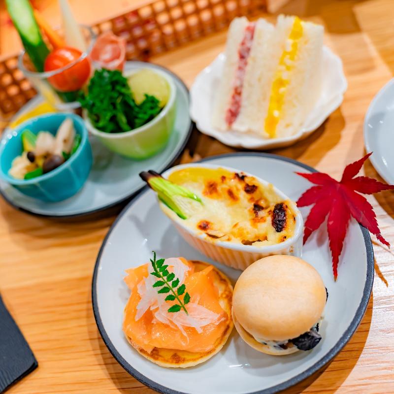 LEXUS MEETS... "HIBIYA"のAFTERNOON TEA with MORIZO TEAのセイボリー画像