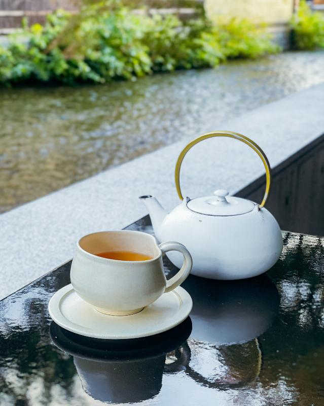 Jean-Georges at The Shinmonzen／The Shinmonzenの栗と柿のアフタヌーンティーの飲み物画像