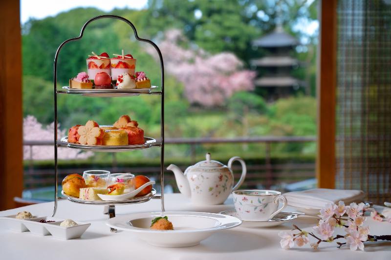 桜×ストロベリーアフタヌーンティーの画像1