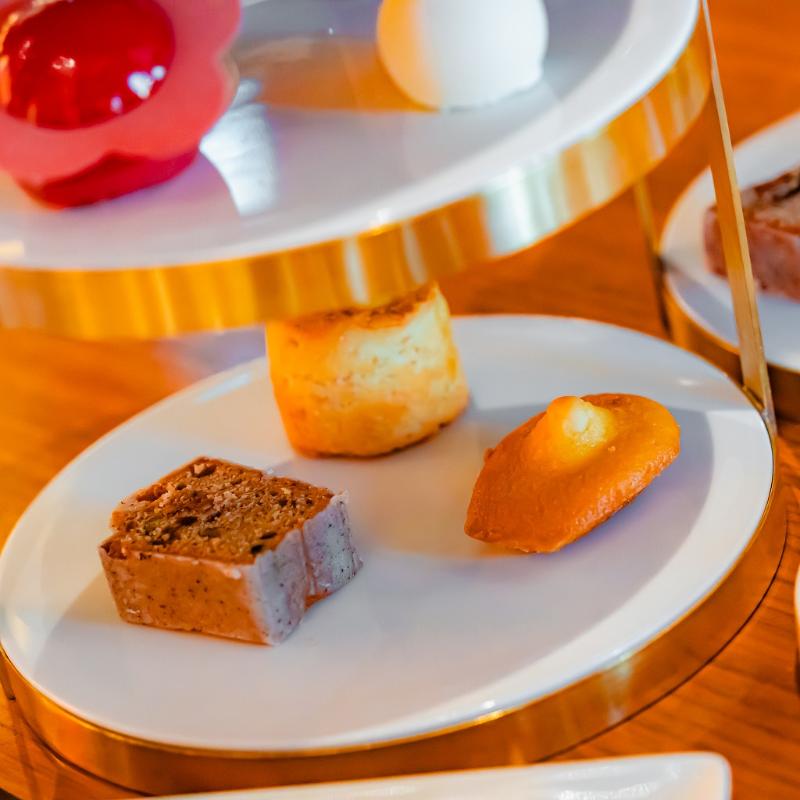 ザ ラウンジ／フォーシーズンズホテル東京大手町のフェスティブアフタヌーンティーのスタンド3段目画像