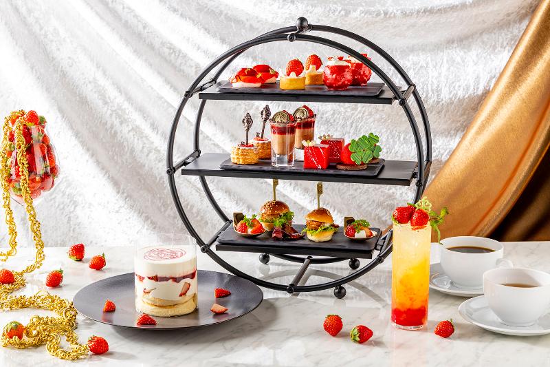 いちごとチョコレートのアフタヌーンティー“幸運の始まり”の画像1