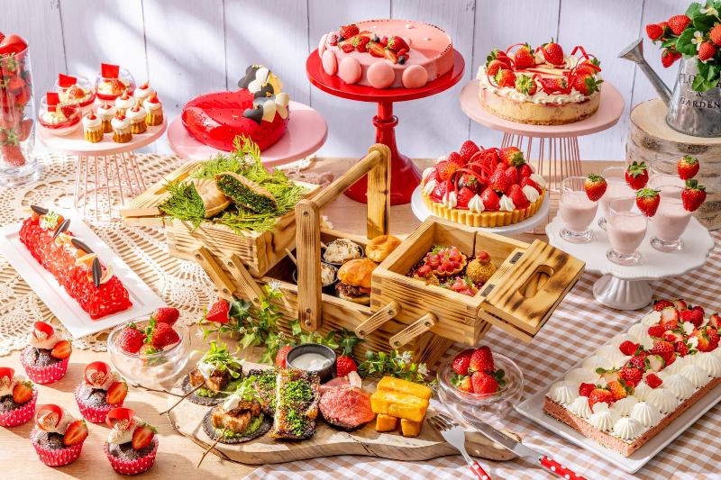 ミートアフタヌーンティーwith ストロベリースイーツビュッフェの画像1