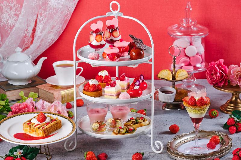 真っ赤ないちごづくしのアフタヌーンティーの画像1