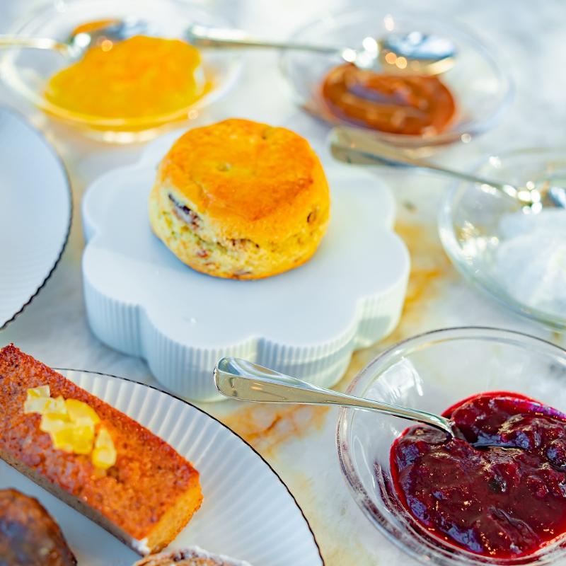 ピークラウンジ／パークハイアット東京のアフタヌーンティーのスコーン追加2画像