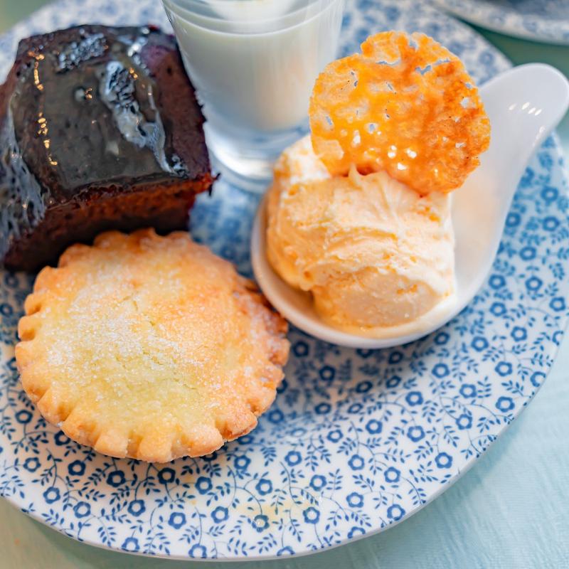 JURI’S TEA ROOMのジュリスフルアフタヌーンティーのスイーツ追加1画像