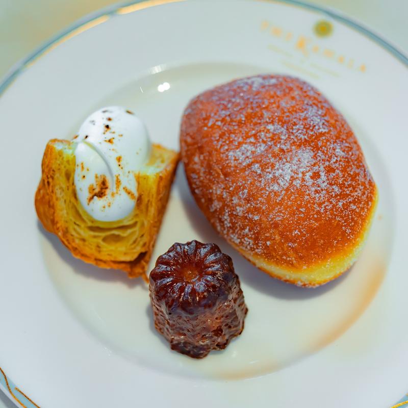 ザ・カハラ・ラウンジ／ザ・カハラ・ホテル＆リゾート横浜のクリスマスアフタヌーンティーのスコーン画像