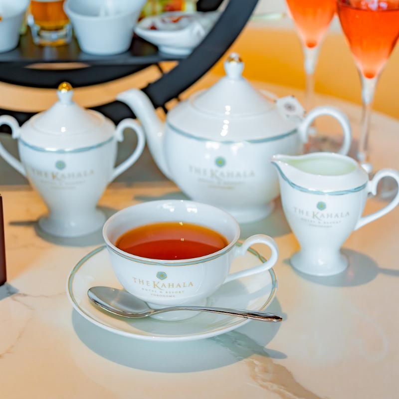 ザ・カハラ・ラウンジ／ザ・カハラ・ホテル＆リゾート横浜のクリスマスアフタヌーンティーの飲み物画像