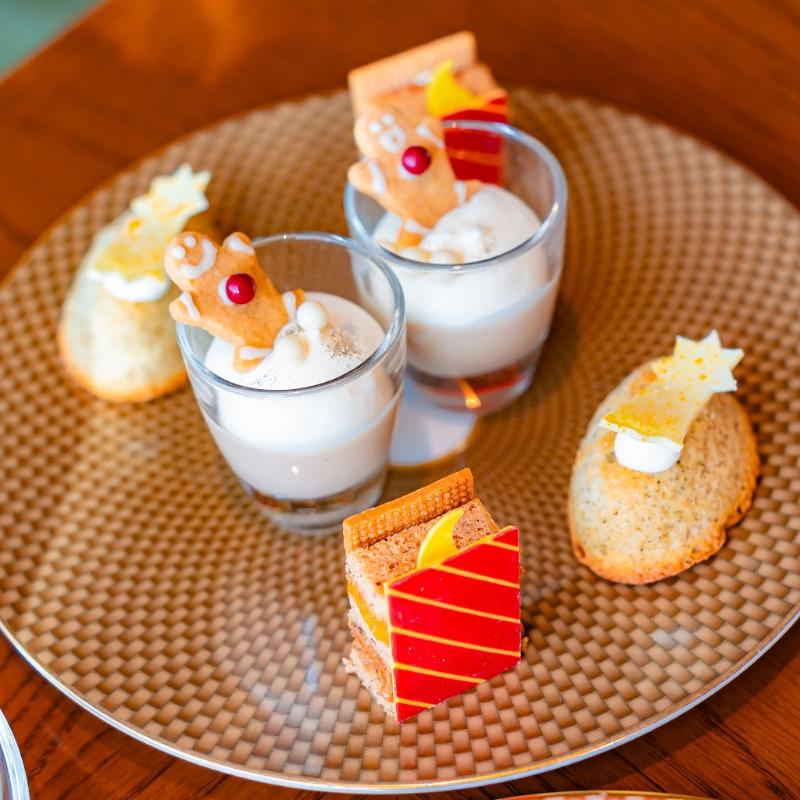 オリエンタルラウンジ／マンダリン オリエンタル 東京のクリスマスプレミアムアフタヌーンティーのスタンド2段目画像