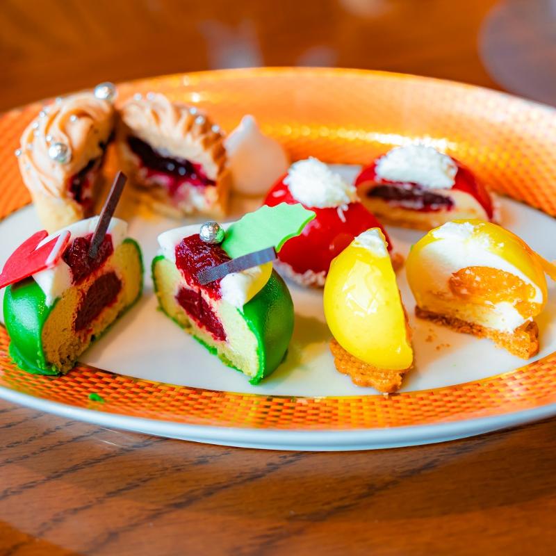 オリエンタルラウンジ／マンダリン オリエンタル 東京のクリスマスプレミアムアフタヌーンティーのスイーツ追加2画像