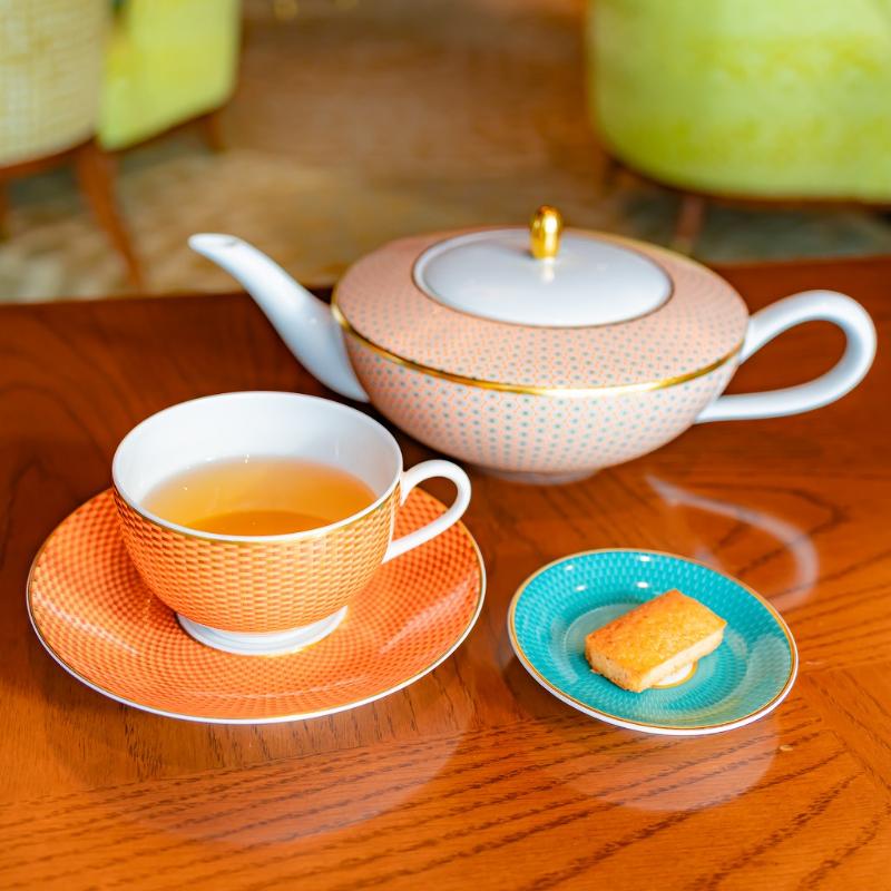 オリエンタルラウンジ／マンダリン オリエンタル 東京のクリスマスプレミアムアフタヌーンティーの飲み物画像