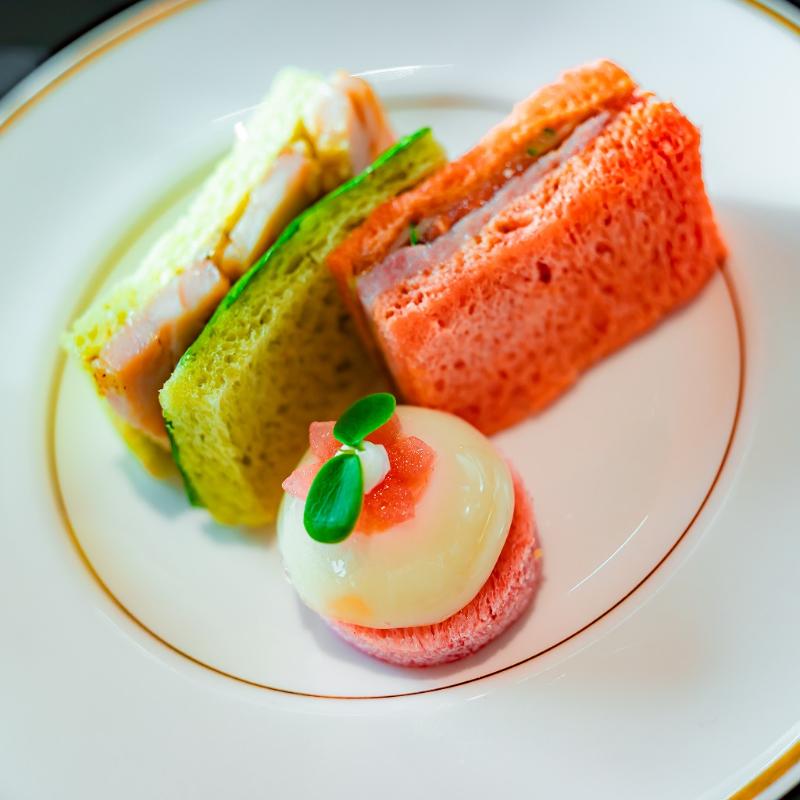 クラブラウンジ／ザ・リッツ・カールトン東京のフェスティブモーメンツアフタヌーンティーのセイボリー画像