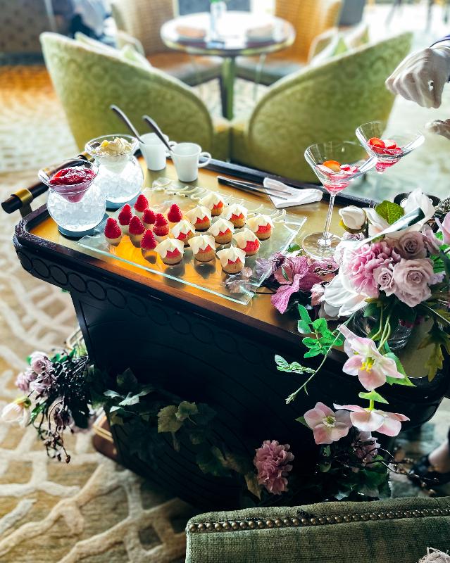 オリエンタルラウンジ／マンダリン オリエンタル 東京のストロベリーアフタヌーンティーのスタンドその他プレート2画像