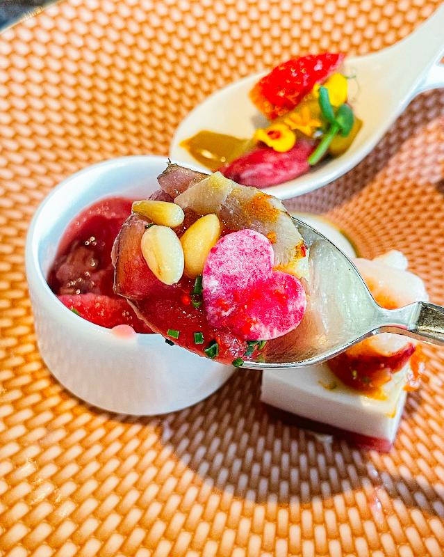 オリエンタルラウンジ／マンダリン オリエンタル 東京のストロベリーアフタヌーンティーのセイボリー追加2画像