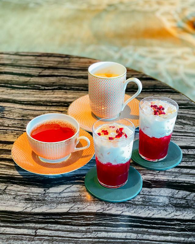 オリエンタルラウンジ／マンダリン オリエンタル 東京のストロベリーアフタヌーンティーの飲み物画像