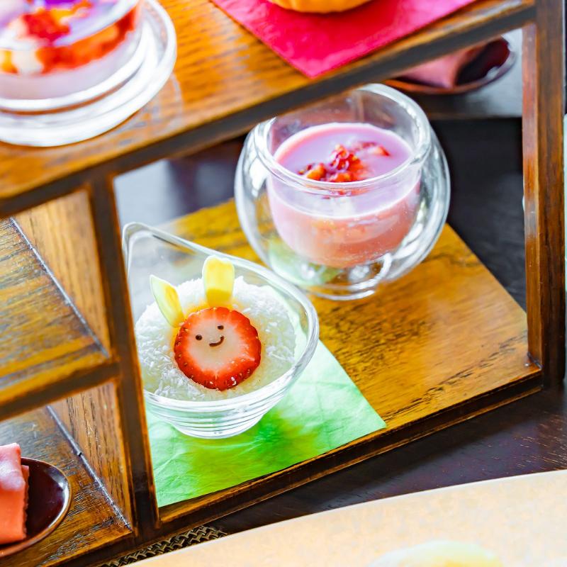 チャイナシャドー／ストリングスホテル東京インターコンチネンタルのストロベリーチャイニーズアフタヌーンティーのスタンド3段目画像