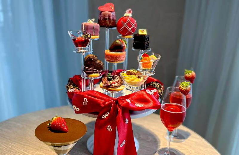 アムール ルージュ アフタヌーンティーの画像1