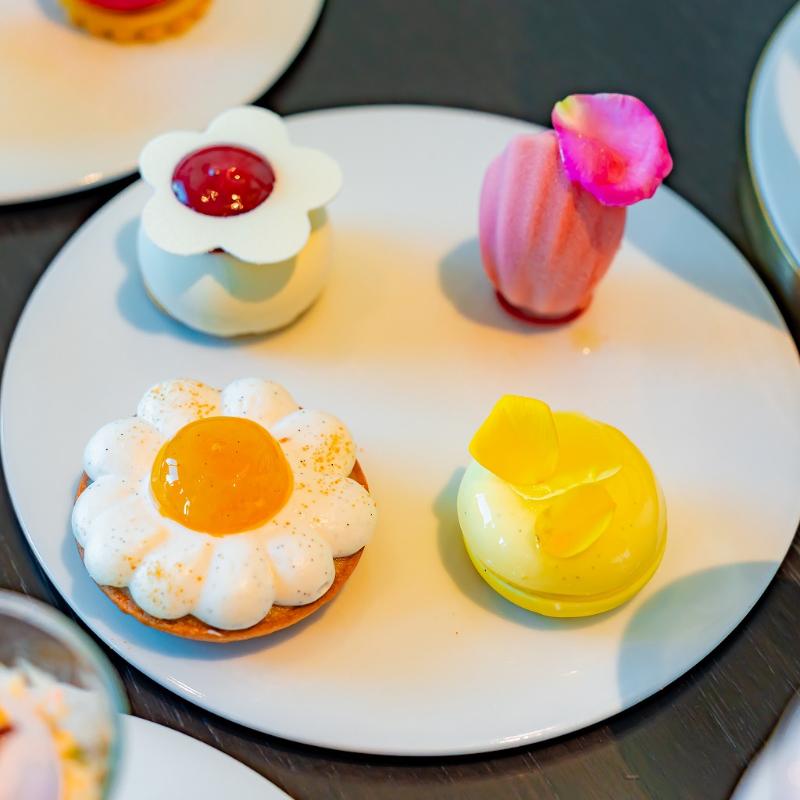 ザ ラウンジ／フォーシーズンズホテル東京大手町のウィンターストロベリーアフタヌーンティーのスタンド2段目画像