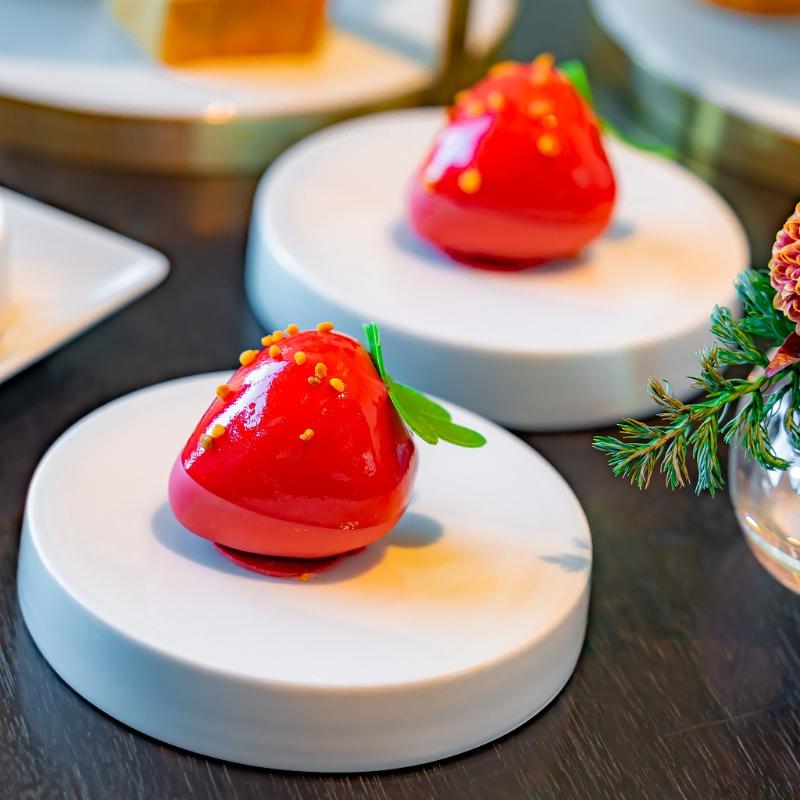 ザ ラウンジ／フォーシーズンズホテル東京大手町のウィンターストロベリーアフタヌーンティーのスタンドその他プレート1画像