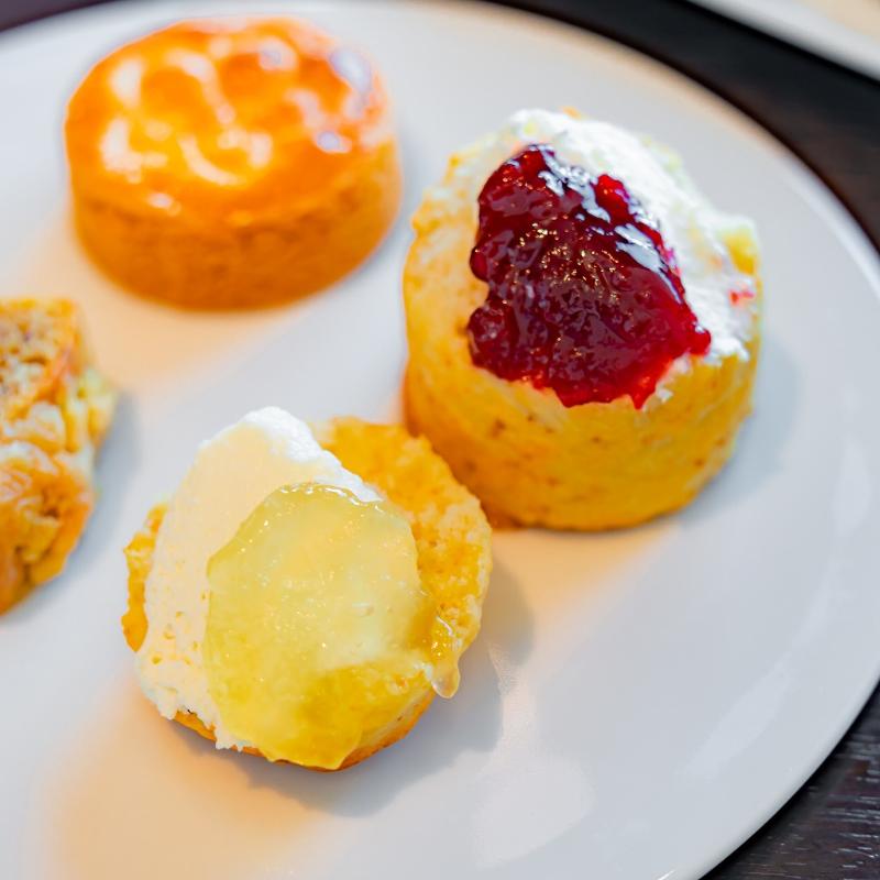 ザ ラウンジ／フォーシーズンズホテル東京大手町のウィンターストロベリーアフタヌーンティーのスコーン追加1画像