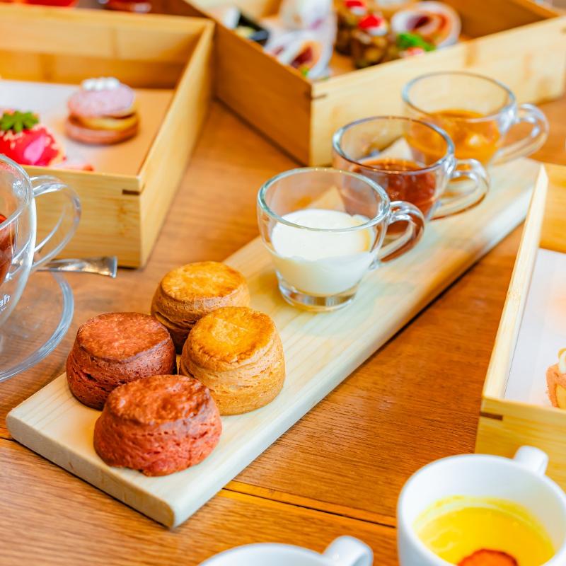 バーラウンジ シルバ／ヒルトン東京ベイのストロベリーアフタヌーンティーのスタンドその他プレート1画像