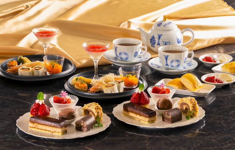 苺とショコラのアフタヌーンティーの画像1