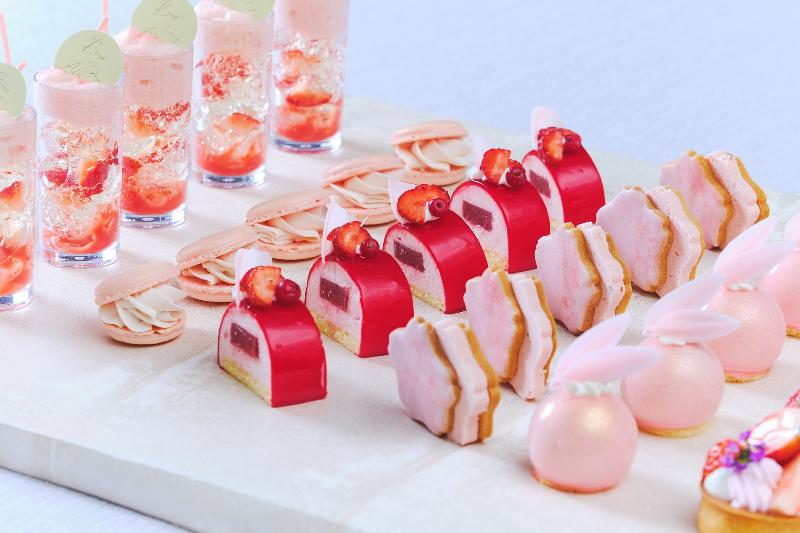 桜色のストロベリーアフタヌーンティーの画像1