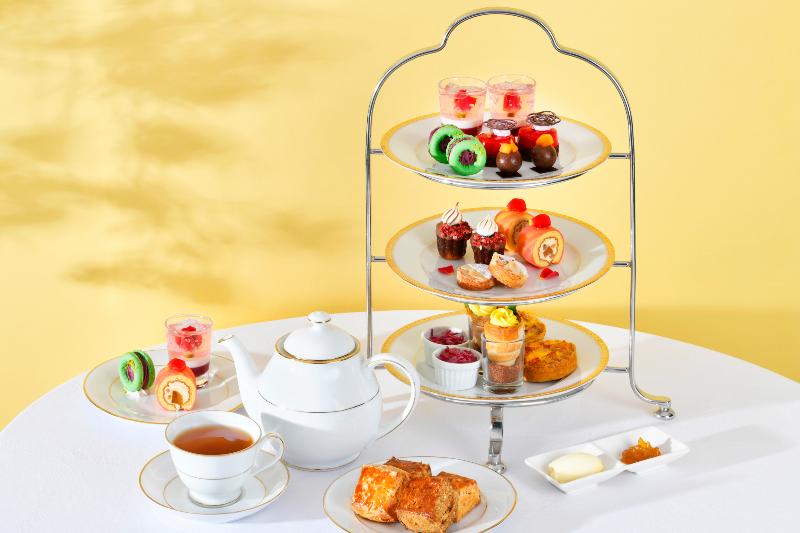 薔薇のアフタヌーンティーの画像1