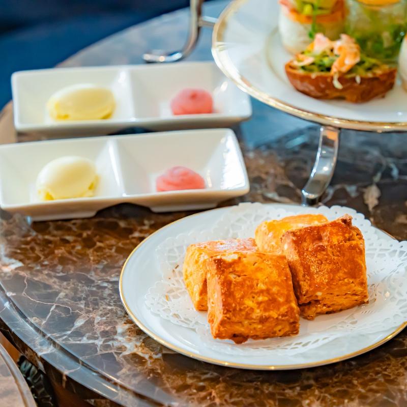 ロビーラウンジ　ラ・テラス／ホテルニューグランドの春のアフタヌーンティーのスタンドその他プレート1画像