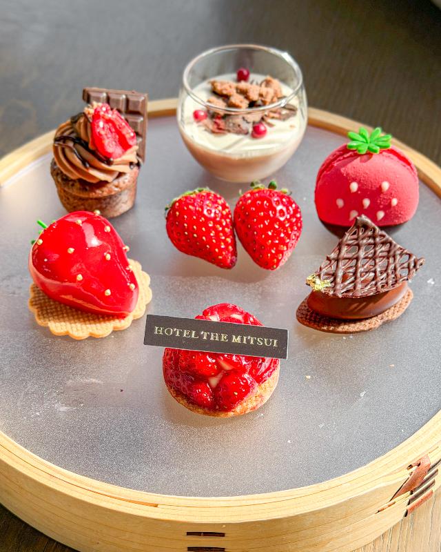 THE GARDEN BAR／HOTEL THE MITSUI KYOTOのいちご＆チョコレート アフタヌーンティーのスイーツ画像