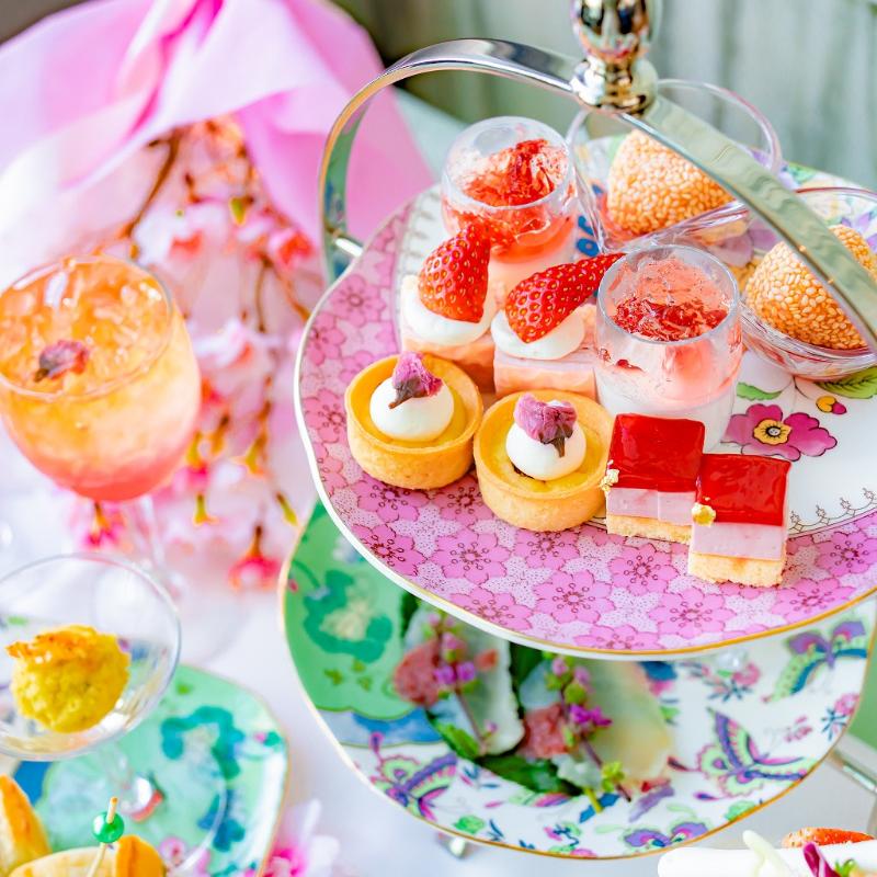 バー・ラウンジ THE BAR／ザ ロイヤルパークホテル アイコニック 東京汐留のAFTERNOON TEA with “SIROCCO”「ストロベリー＆桜」のアフタヌーンティー画像2