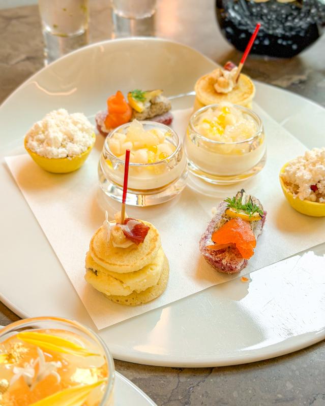 ジャヌ ラウンジ & ガーデンテラス／ジャヌ東京のストロベリー＆ホワイト アフタヌーンティーのセイボリー画像