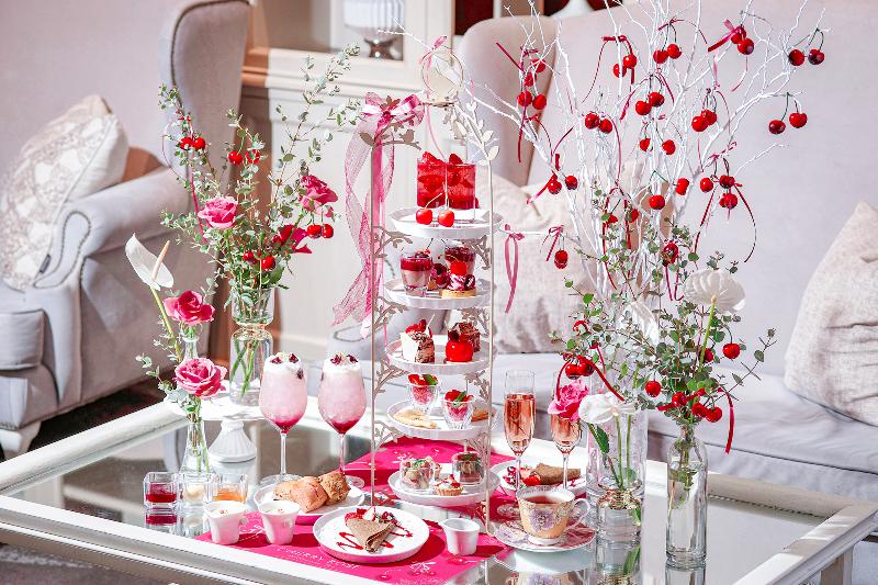 チェリーローズアフタヌーンティー with リンツチョコレートの画像1