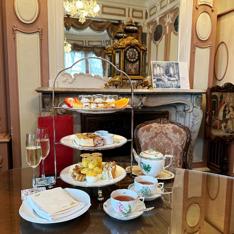 デザートカフェ長楽館／ホテル長楽館のはちみつチーズアフタヌーンティーのメイン画像