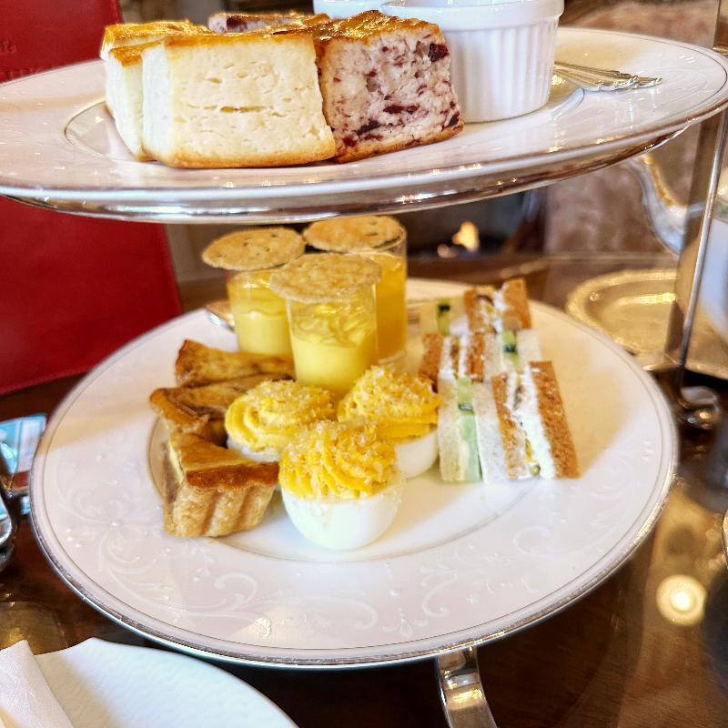 デザートカフェ長楽館／ホテル長楽館のはちみつチーズアフタヌーンティーのスタンド3段目画像