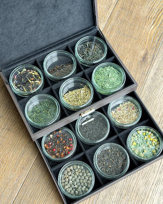 NiNi／1 Hotel TokyoのNiNiアフタヌーンティーの飲み物画像