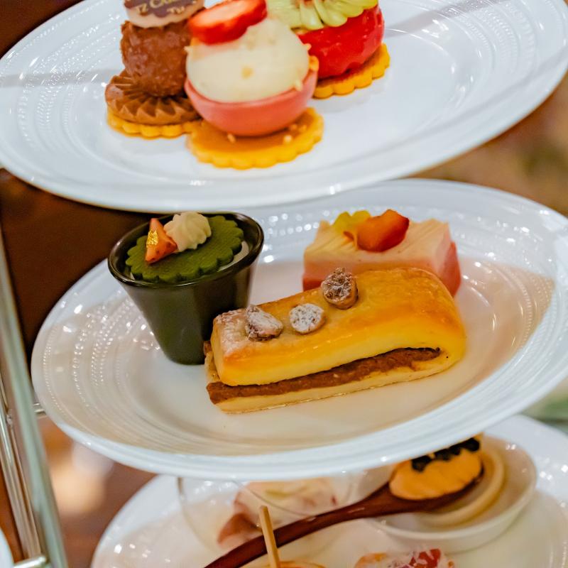 ザ ロビーラウンジ／ザ・リッツ・カールトン大阪のストロベリーアフタヌーンティーのスタンド2段目画像