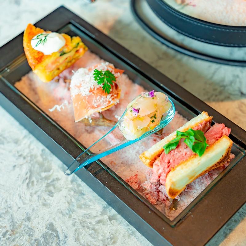 Bar Bellustar／BELLUSTAR TOKYO, A Pan Pacific Hotelのスプリングアフタヌーンティー〜SAKURA〜のスタンド3段目画像