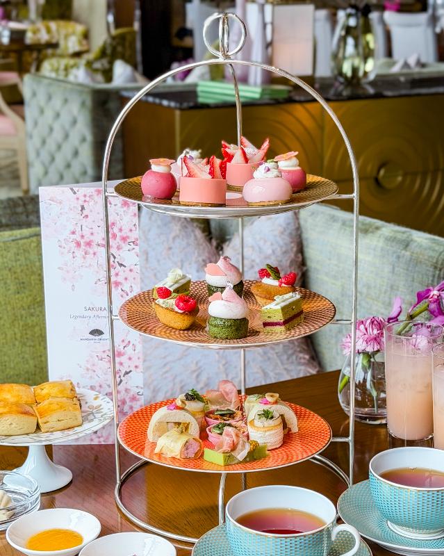 オリエンタルラウンジ／マンダリン オリエンタル 東京の桜アフタヌーンティーのスタンド画像