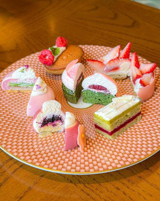 オリエンタルラウンジ／マンダリン オリエンタル 東京の桜アフタヌーンティーのスイーツ追加1画像
