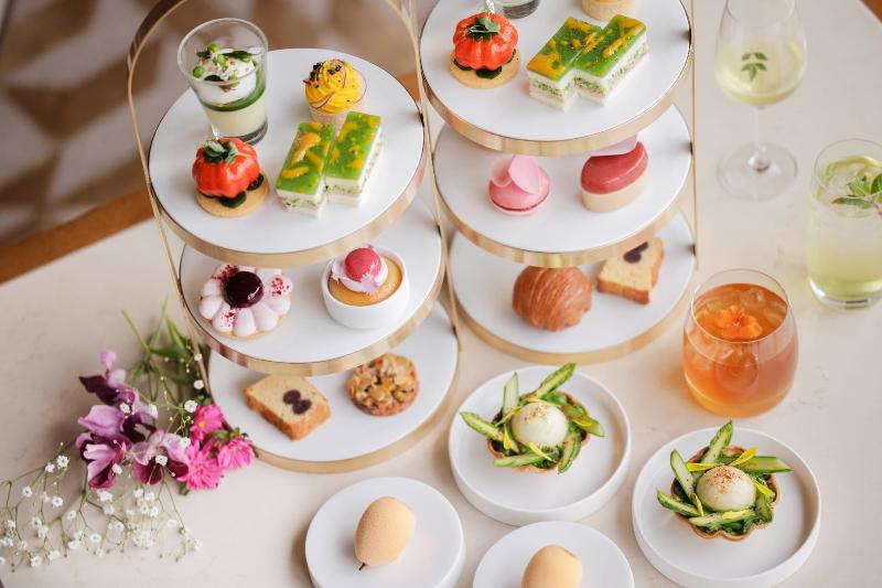 フランス初夏のアフタヌーンティーの画像1