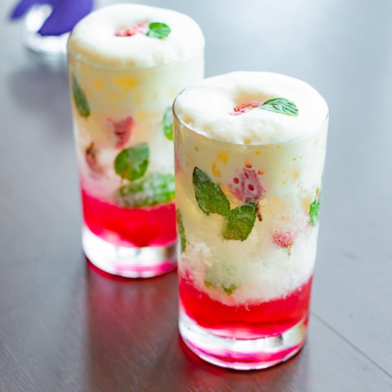 チャイナシャドー／ストリングスホテル東京インターコンチネンタルの桜いちごチャイニーズアフタヌーンティーの飲み物追加2画像