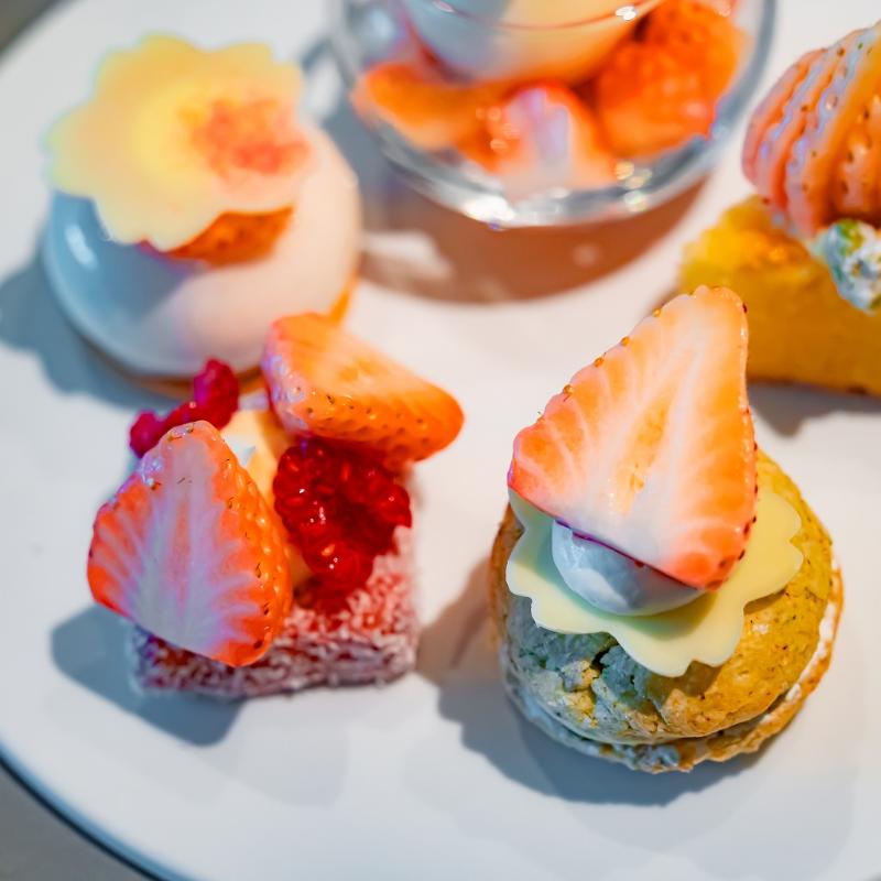 JWラウンジ／JWマリオット・ホテル東京のJWストロベリーアフタヌーンティー ～白苺と桜～のスイーツ追加1画像