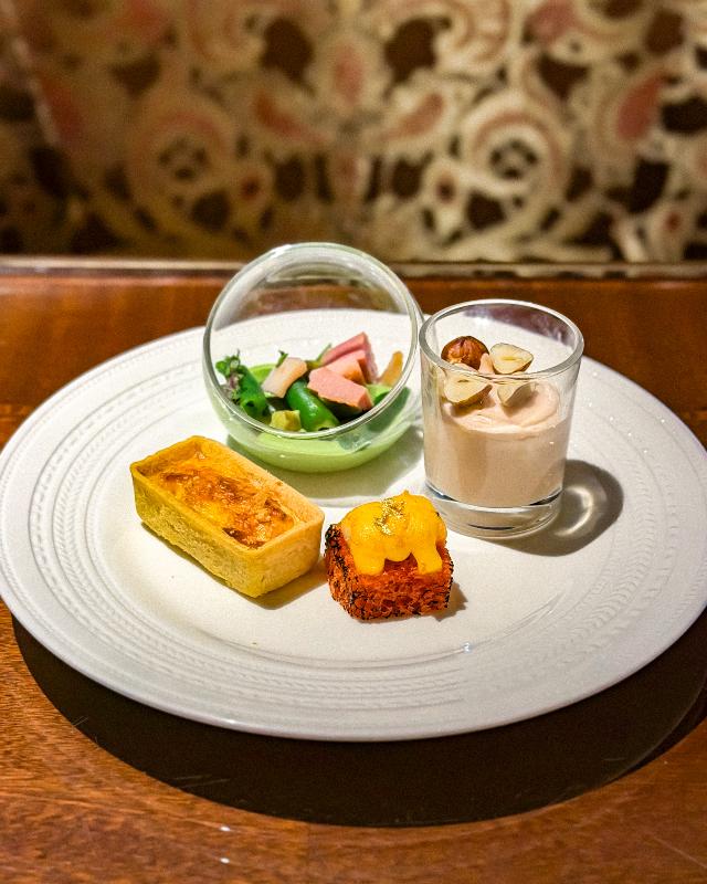 ザ ロビーラウンジ／ザ・リッツ・カールトン大阪のアフタヌーンティー「さくら&ストロベリー ロワイヤル」のセイボリー画像