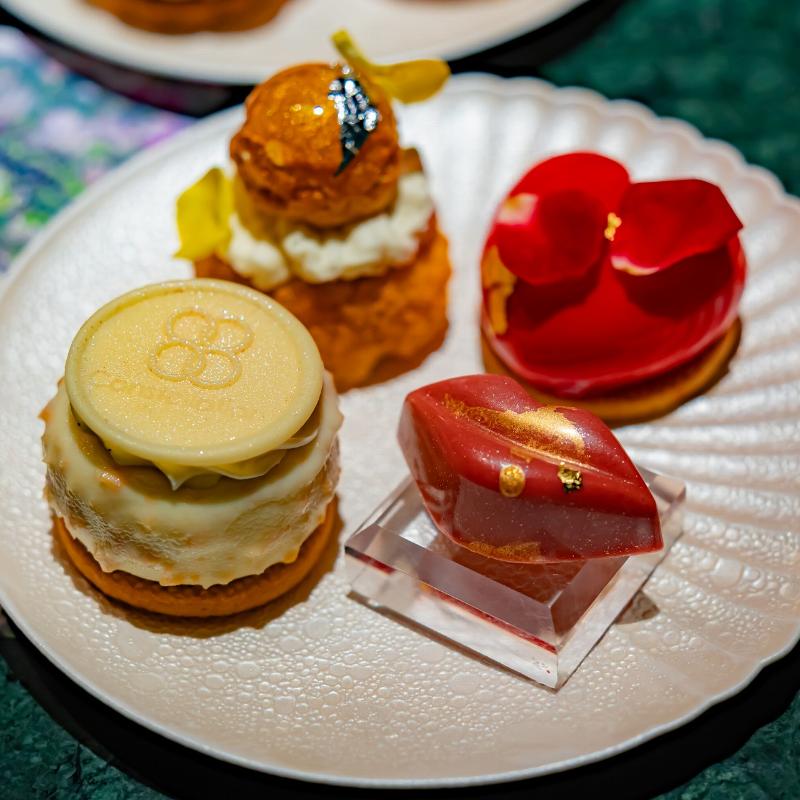 Constellation.のトランク型 Rose Garden Tea Selection ― 香りは、記憶に咲く ―のスイーツ追加1画像