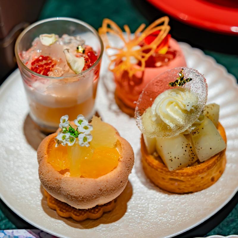 Constellation.のトランク型 Rose Garden Tea Selection ― 香りは、記憶に咲く ―のスイーツ追加2画像